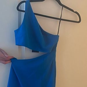 Kody cutout midi dress by NBD 💙